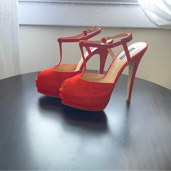 Shoemint Mía-tomato Red high heel (size 8) - Picture 3 of 7